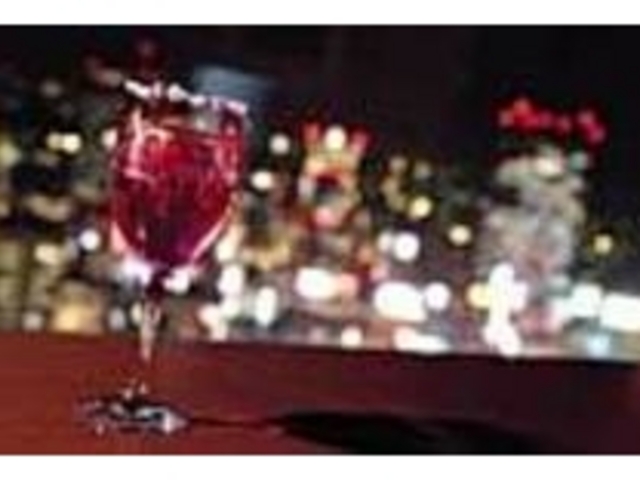 夜景を眺めながらカクテルを楽しもう_RESTAURANT 30-View