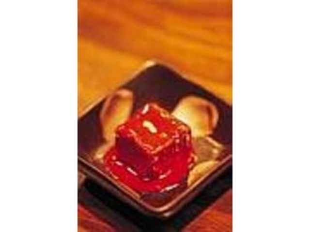 東洋のチーズ『豆腐よう』350円_ナビィとかまど 那覇本店