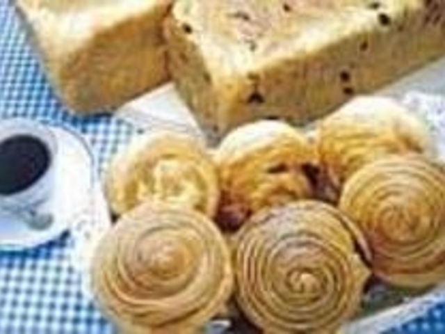 心をこめて焼き上げた風味豊かな手造りパン_手造りデニッシュパン 花富士