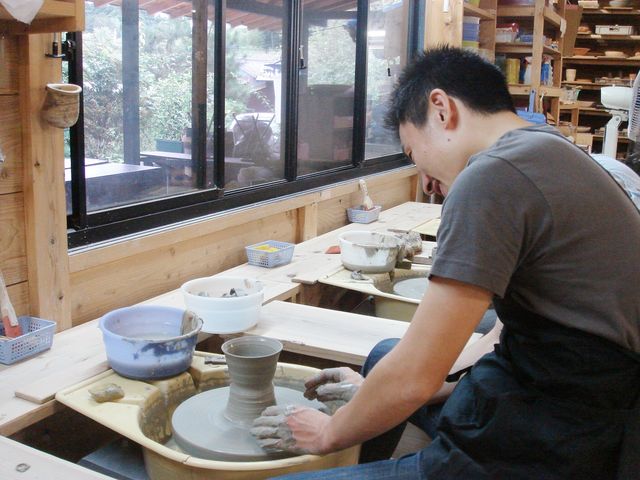 ロクロ体験の様子_苅田郷