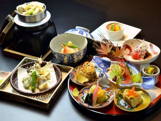 ★ちょっと贅沢♪日帰りランチ。四季折々の食材を丹精込めて【プチ会席】イメージ_みどりの宿 萬松閣