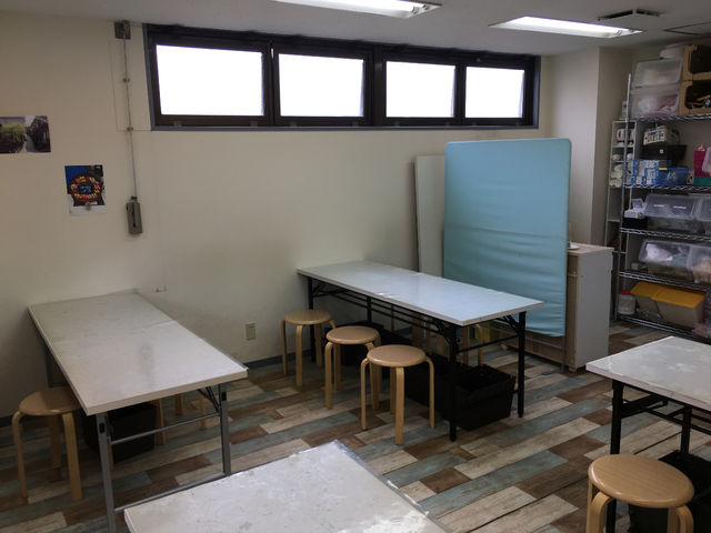 工房館内です。収容人数分30名様です_大和サンプル製作所
