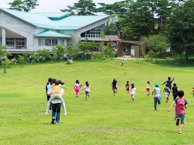園内の様子(芝生エリア)_神石高原ティアガルテン