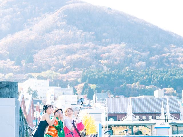 女子旅で人気の衣装体験
ドレス、着物,チマチョゴリなど好きな衣装でお出かけ自撮りを楽しむ_函館和洋モダン貸衣裳館