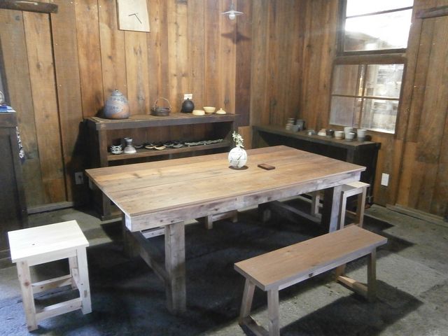 憩いの場・絵付け場_角山製陶所