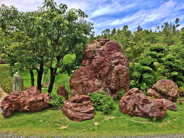 京都紅加茂石の組石_仙石庭園
