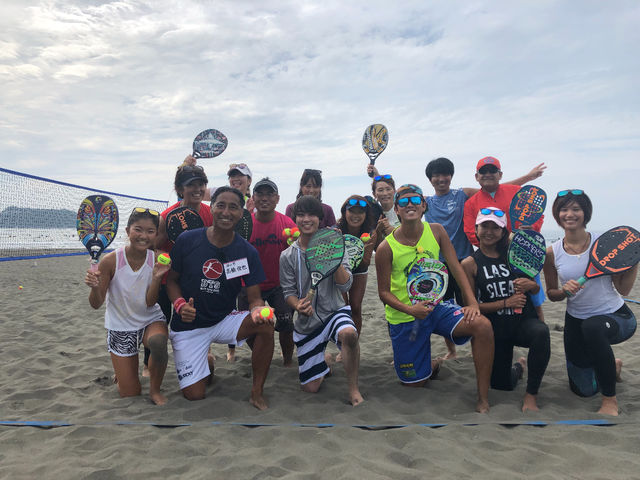 ビーチテニスは幅広い年代で楽しめます。_ビーチスポーツマート