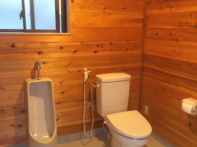 洋式トイレ完備_Farm おかよし