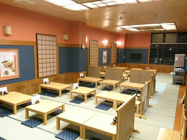 御食事処「月の宴」_博多の森湯処 月の湯
