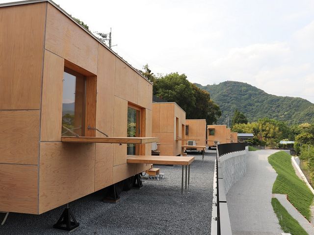 隈研吾氏デザインのモバイルハウス【住箱-jyubako-】を設置、自然を感じながらご宿泊いただけます。_スノーピークかわの駅おち