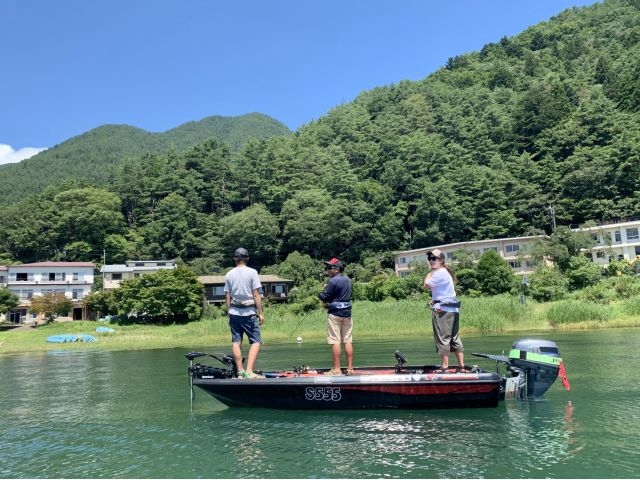 河口湖 三七のわかさぎドーム船