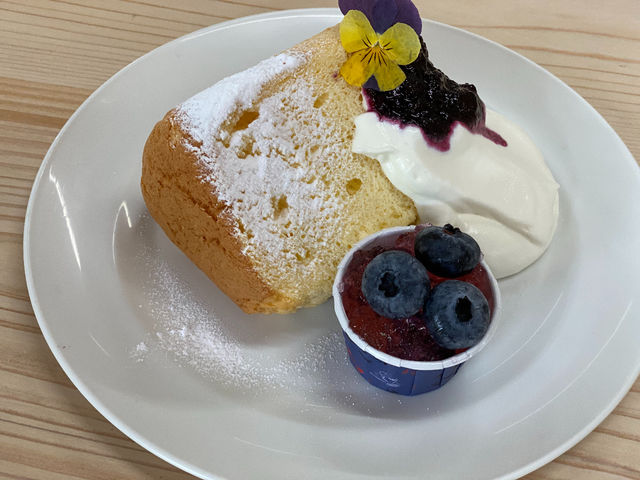 自家製シフォンケーキ_ブルーベリーの丘hopi
