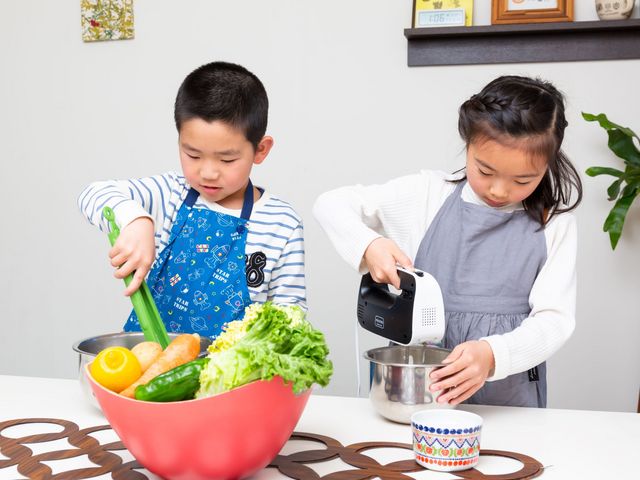 可愛い子供レッスン!_お料理教室のラーゴ
