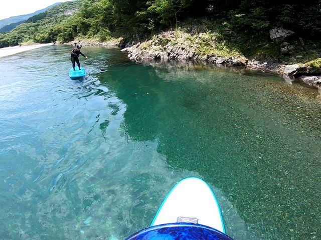 ベトベトしない川もイイですね♪_アンリーシュ