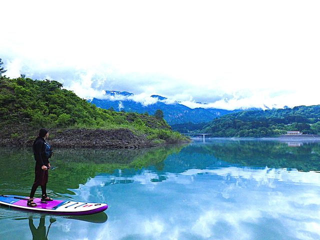 月山ブランチでは月山湖のSUP体験も開催_RUSTICA【山形】朝日ベース
