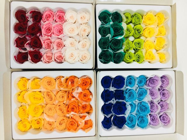 色とりどりの材料で作品づくりもお楽しみいただけます_オレンジフラワーズ