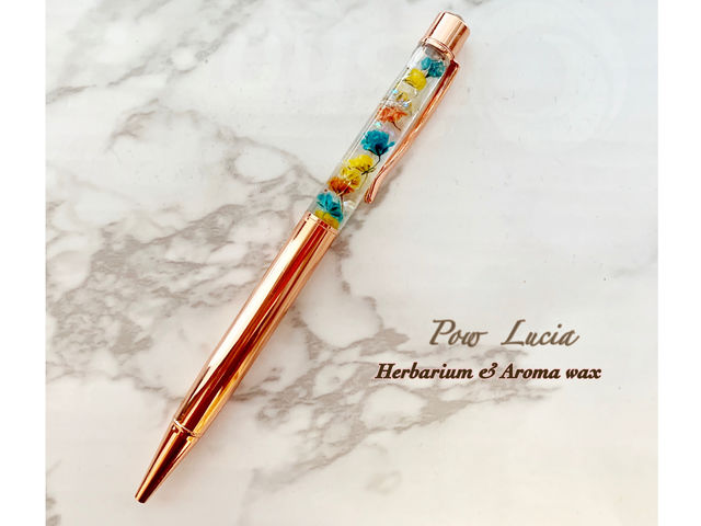 色合い自在!
世界に一つだけのオリジナルがつくれます!_Pow Lucia Herbarium&Aromawax