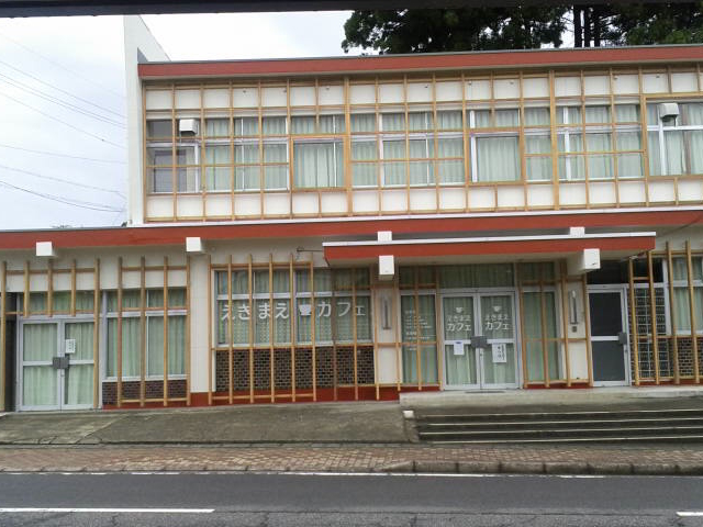 細呂木ふれあいセンターらくーざ