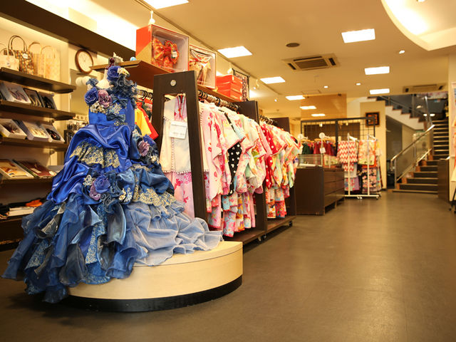 店内 1F_いせや呉服店 江戸川本店