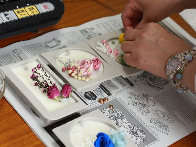 サシェ作り中_SEASON