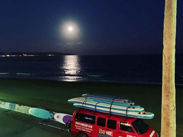 赤いバンが、目印です。_SUP GUIDE KAMOGAWA