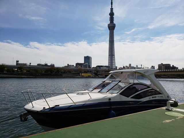 隅田川クルージング
東京スカイツリーをバックに_新豊洲クルージングクラブ