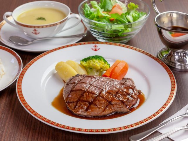 松栄館(ホテルアマービレ舞鶴)