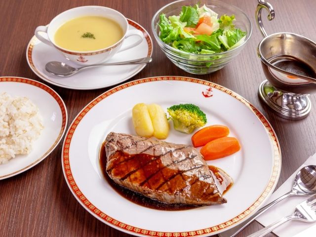 松栄館(ホテルアマービレ舞鶴)