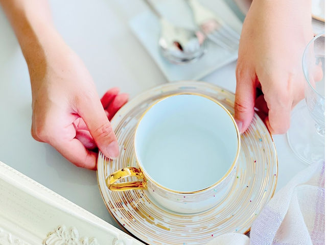 〜お好きなデザインで食器・小物が作れる〜
ポーセラーツ・絵付け教室
普段使いの食器をかえて"おうち時間"を楽しみませんか?
主婦・OLの皆様が通う教室です_ポーセラーツサロン COCO Asahikawa