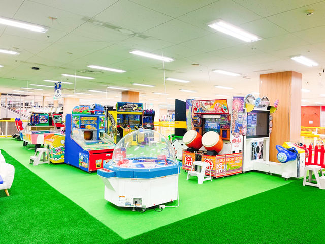 幼児、小学生のお子様もパパもママも家族みんなで楽しいキッズパークです。_キッズランドUS 埼玉熊谷店