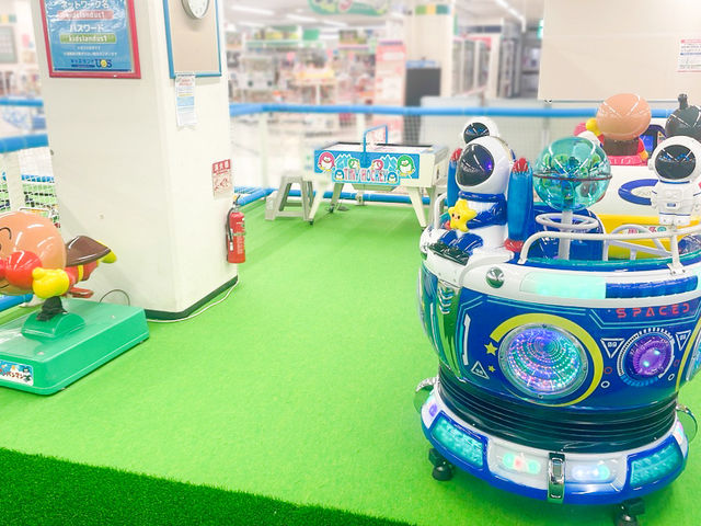 入場後は設置ゲーム機もフリープレイで何度でも遊べる!_キッズランドUS 南宮崎店