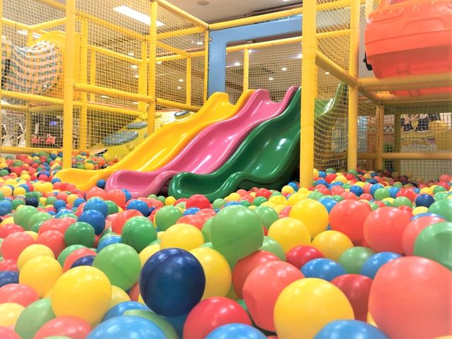 幼児、小学生のお子様もパパもママも家族みんなで楽しいキッズパークです。_キッズランドUS 大分由布挾間店