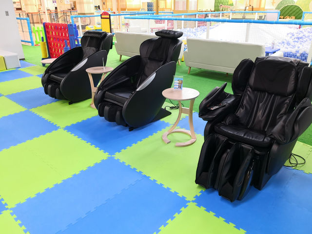 幼児、小学生のお子様もパパもママも家族みんなで楽しいキッズパークです。_キッズランドUS 岐阜柳津店