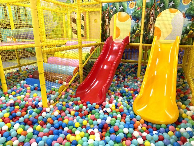 親子の絆を育む室内遊園地 キッズユーエスランドでは、年間通じて「ハレ」の日に楽しく遊び、ゆっくりとご家族皆様でくつろいで頂ける取組を実施しています。_キッズユーエスランド 大阪泉佐野店