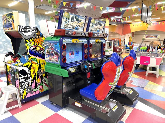 キッズユーエスランドのスーパージャングルジムや滑り台やボールプール、フワフワなエア遊具等々、室内アスレチックでとっても楽しい!_キッズユーエスランド 大阪泉佐野店