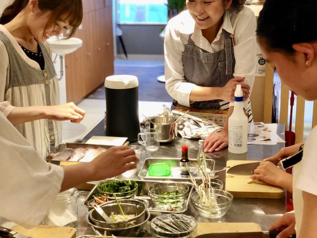 【料理】料理の基本をおさえ、広く深く学ぶことができます。_COCOLABO Kitchen