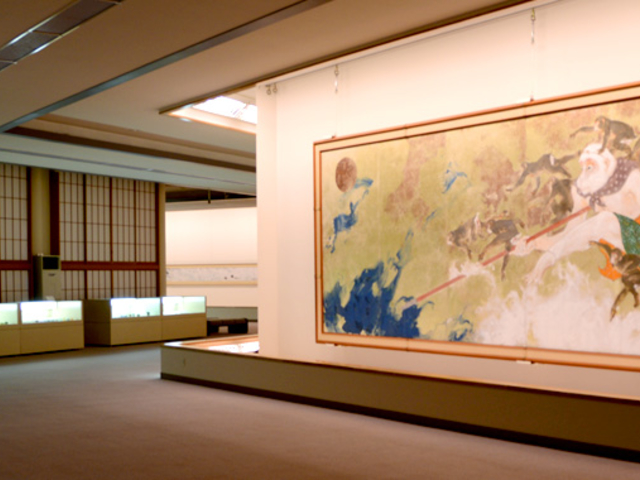 日本絵画のパイオニア川端龍子の美術館は、ダイナミックな絵画と今も残るアトリエ見学が、見応えありです。(土曜午前・午後と日曜午前ツアーにて)_株式会社ビュンビュンツアーズ