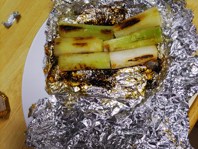 焼き白ネギ 口の中で、とろける甘さ_西田農園