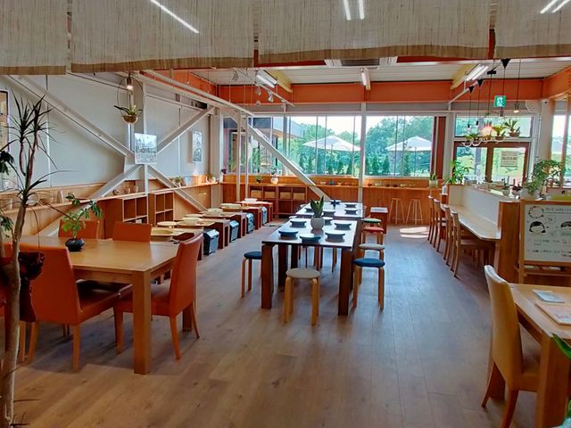Atelier ORIBE_窯元織部本店(Atelier ORIBE)