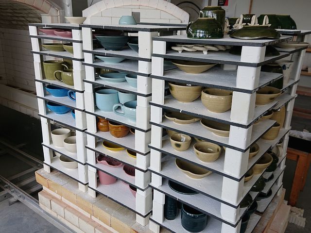 窯出し_窯元織部本店(Atelier ORIBE)