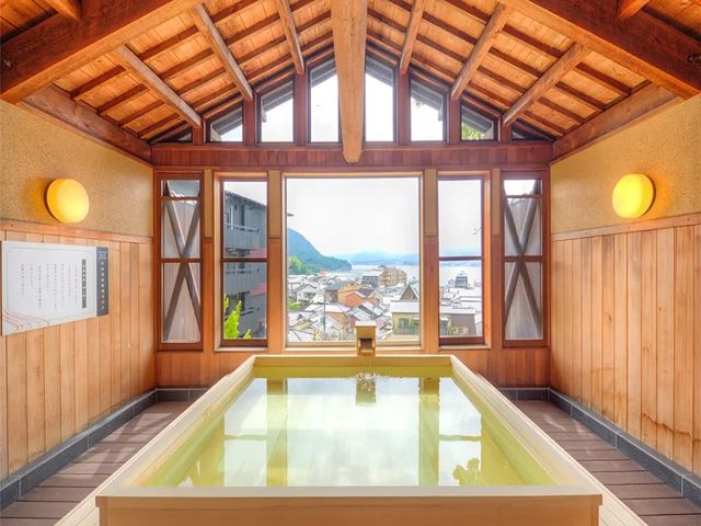 別館大浴場(展望風呂)_リブマックスリゾート安芸宮島