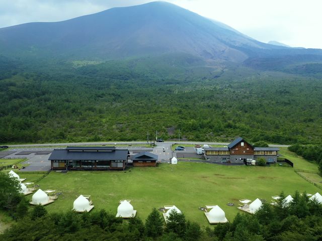 浅間山のふもとに位置する浅間山キャンプ場とDotGlamping北軽井沢_浅間山キャンプ場