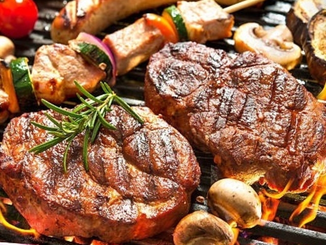 海辺のソファーで 内海海岸夢広場BBQ TERRACE