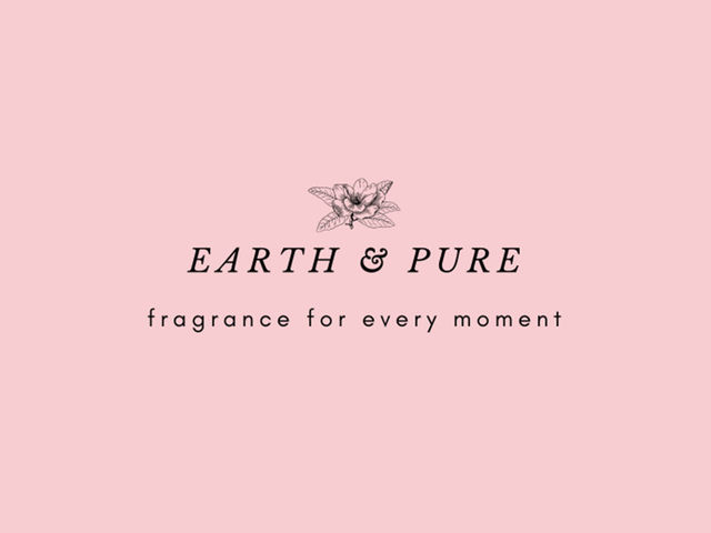 店舗ではキャンドル、ハンドクリーム、ルームスプレー、石鹸等を販売しております。_Earth&Pure