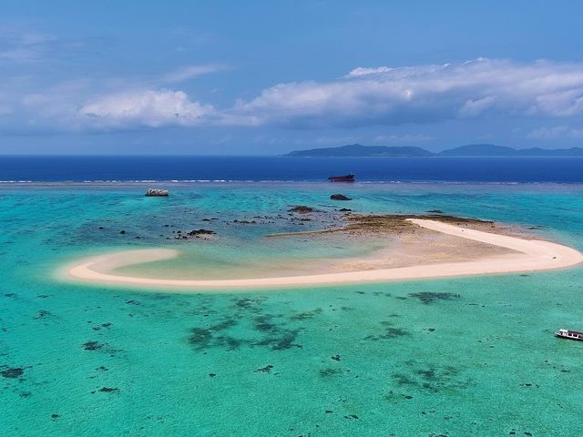 干潮時にしか訪れることができない、浜島_BLUE BLUE BLUE