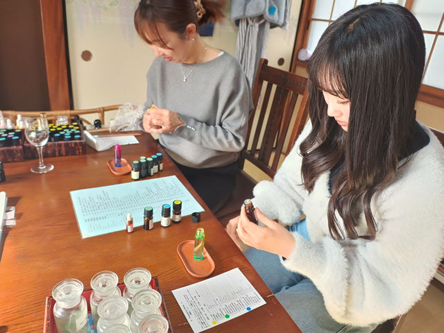 母娘で調香体験_アロマ香道ラパンアジル
