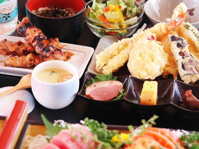 季節を感じるコースメニューとオプションをご用意しています_屋形船 池上