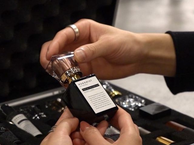 ボトルも自由にカスタマイズできます。15ml、30ml、50mlのサイズをご用意。_HUGONIST新栄本店