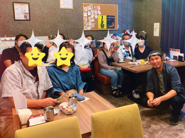 満席11名様の少人数制シアターです。※お写真のお席配置は現在と異なります(2024年撮影)_サンタの休日 四次元シアター&マジックショップ