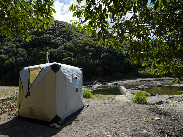 2号機カクシは-kaksi-、羽釜蒸しで湿度が高く女性に人気!_みかんサウナ -mikan sauna-